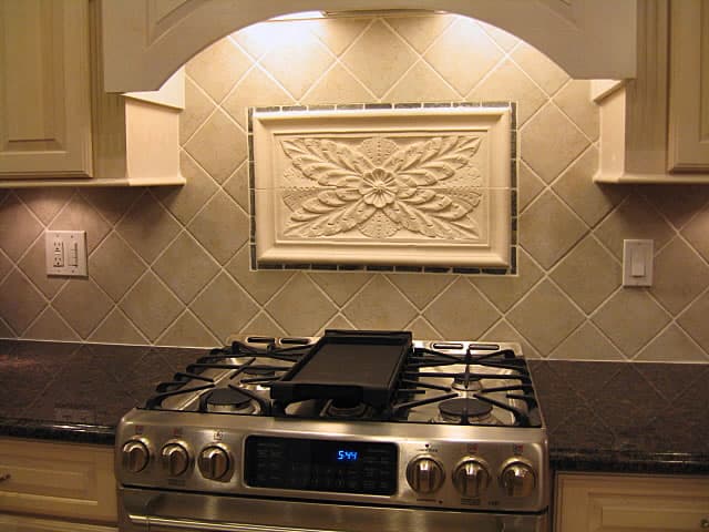 Medium Sized Backsplash Installations