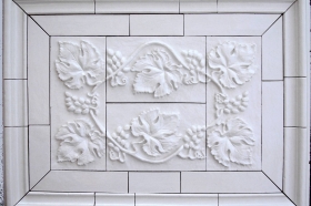 Grapes and Leaves tile set with Plain Frame liners
